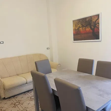 Lejlighed Casa Petrarca 12 *